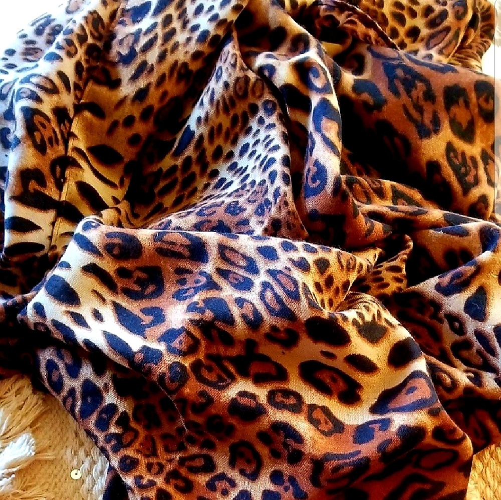 Luscious Leopard print scarf